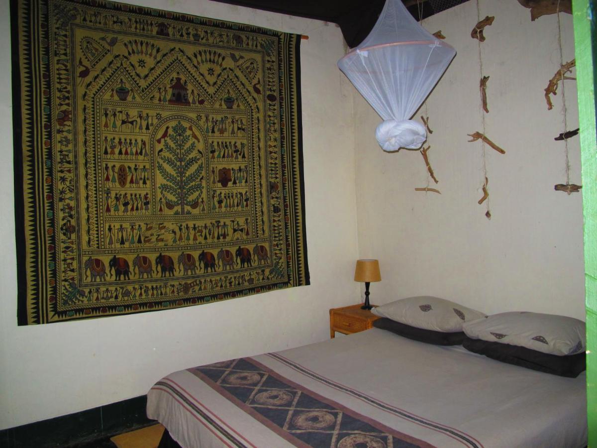 Amapondo Backpacker Lodge Port Saint Johnʼs Extérieur photo